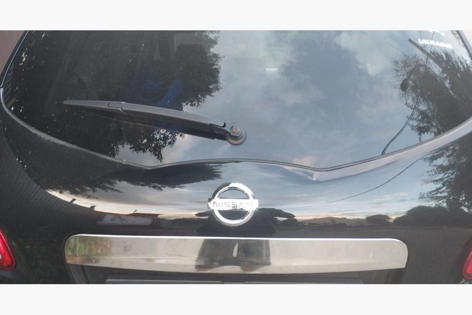 Nissan Qashqai 2010-2014 Chromleiste über dem Kennzeichen (Edelstahl) Mit Taste, Carmos - Türkischer Stahl Foto 2