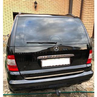 Chromleiste über dem Kennzeichen (Edelstahl) Mercedes ML W163 1997-2005 Foto 1
