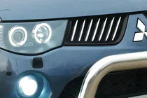 Mitsubishi L200 2006-2015 Chrom Kühlergrill Abdeckungen (14 Stk, Edelstahl) Foto 1