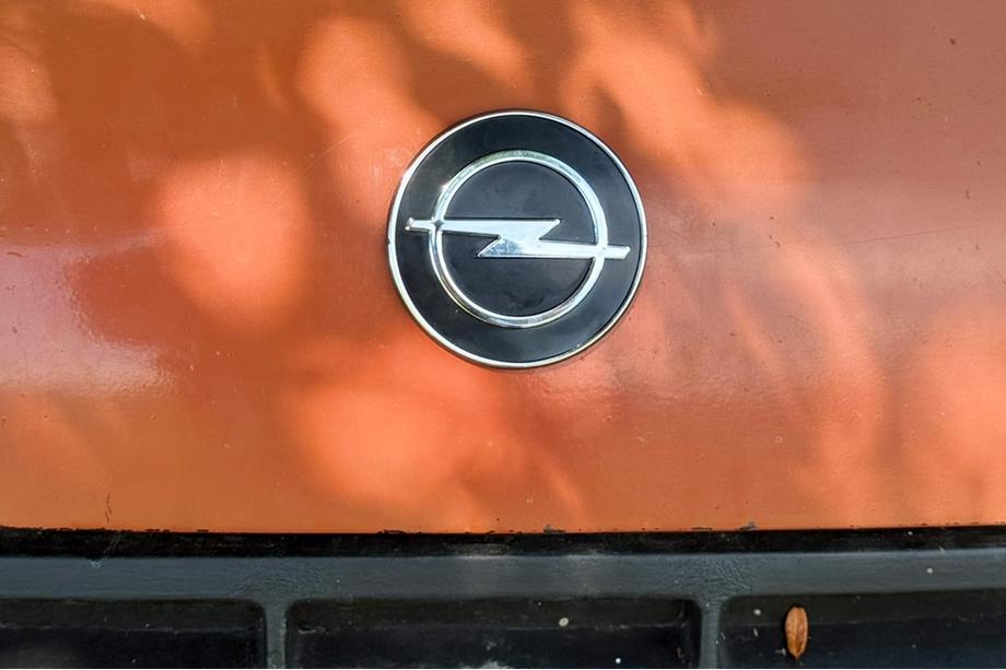 Opel Kadett 1984-1991 Emblem, Türkei Image