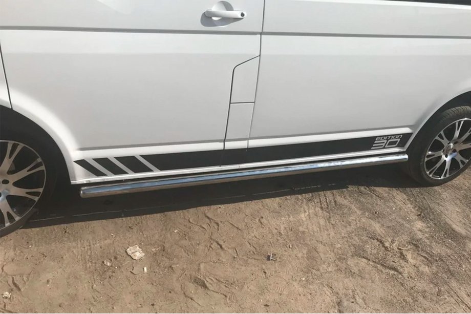 Volkswagen T5 2010-2015 Seitliche Rohre (2 Stk., Edelstahl) 60mm, Kurzer Radstand Foto 4