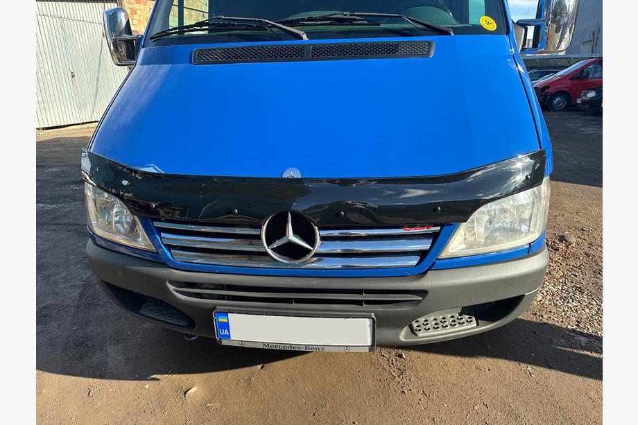 Mercedes Sprinter W901/902/903/904/905 1995–2006 Motorhaubenschutz 2000-2006 (EuroCap) Foto 3
