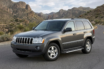 Jeep Grand Cherokee WK 2004-2010 Seitenschweller RedLine V1 (2 Stk., Aluminium) Foto 1