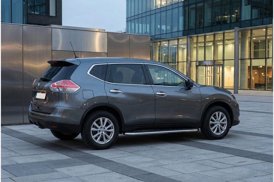 Nissan X-trail T32/Rogue 2014-2021 Trittbretter Maydos V1 (2 Stk., Aluminium & Edelstahl) Image