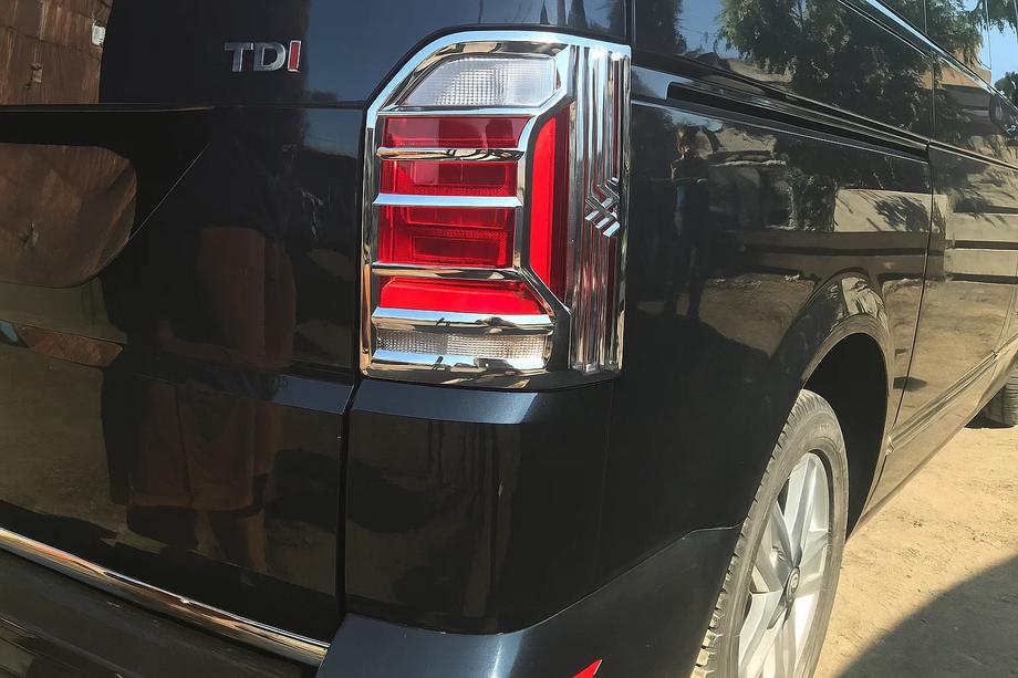 Volkswagen T6 2015-2024 Rückleuchten Abdeckungen Chrom (2 Stk., ABS) Image