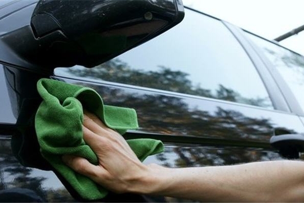 Einige Tipps für die Autopflege im Sommer