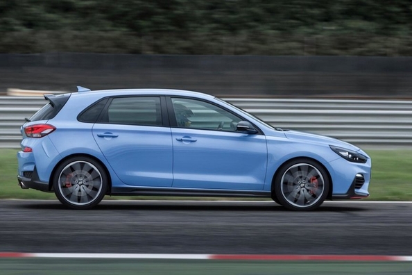 Hyundai präsentiert zwei neue Modelle der i30
