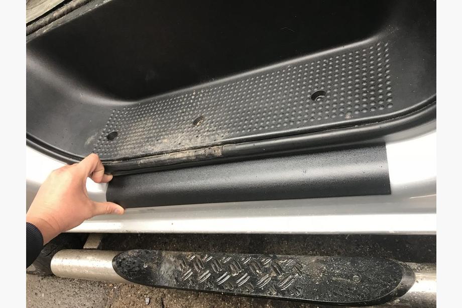 Nissan Primastar 2002-2014 ABS Einstiegsleisten Abdeckungen (2 Stk, DDU) Foto 7