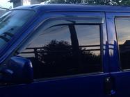Volkswagen T4 Caravelle/Multivan 1990–2003 Windabweiser (2 Stk, DDU) Foto 4
