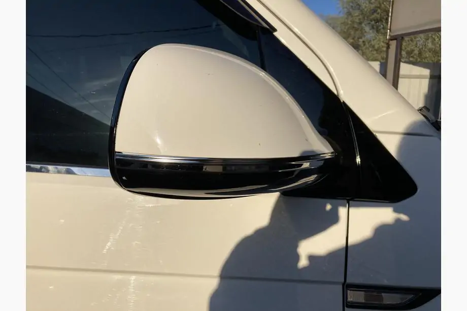 Volkswagen T6 2015-2024 Spiegelblenden Edelstahl (2 Stk.) Image