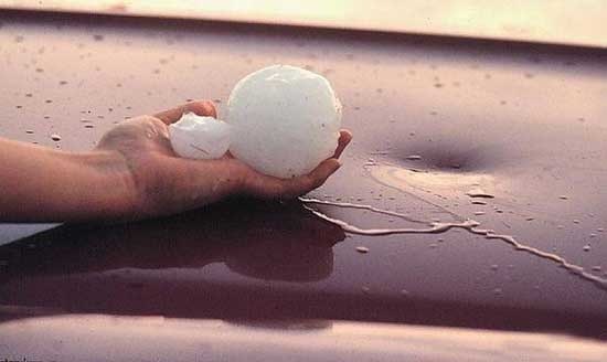 Einige Empfehlungen, wie Sie Ihr Auto vor Hagel