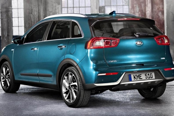 Die Ukrainer bieten Hybrid-Crossover-SUV Kia Niro zu einem niedrigeren Preis Foto 2