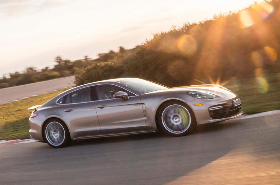 Übersicht Der Porsche Panamera Turbo S E-Hybrid