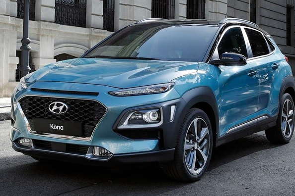 Bekanntschaft mit einem Crossover Hyundai Kona