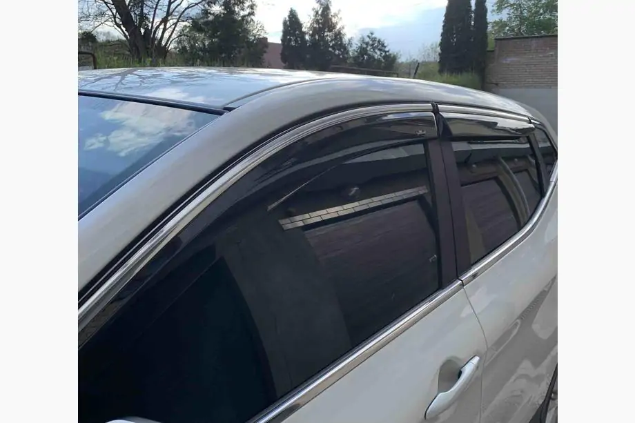 Nissan Qashqai 2014-2021 Windabweiser mit Chromleiste (Niken, 4 Stk) Image