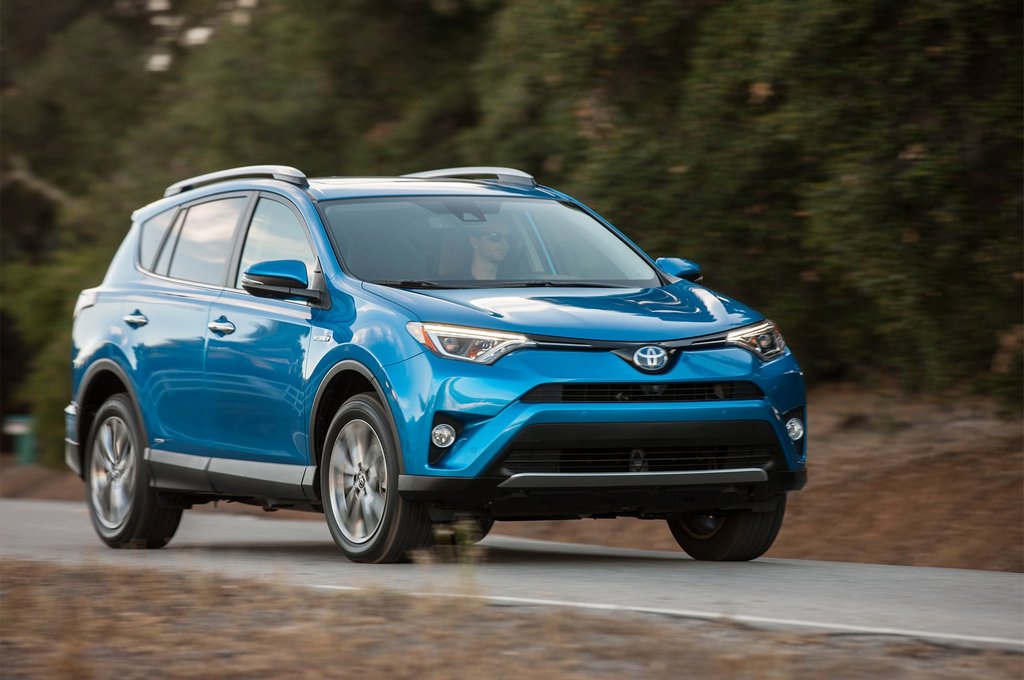 Aggressive und dynamische Crossover Toyota RAV 4