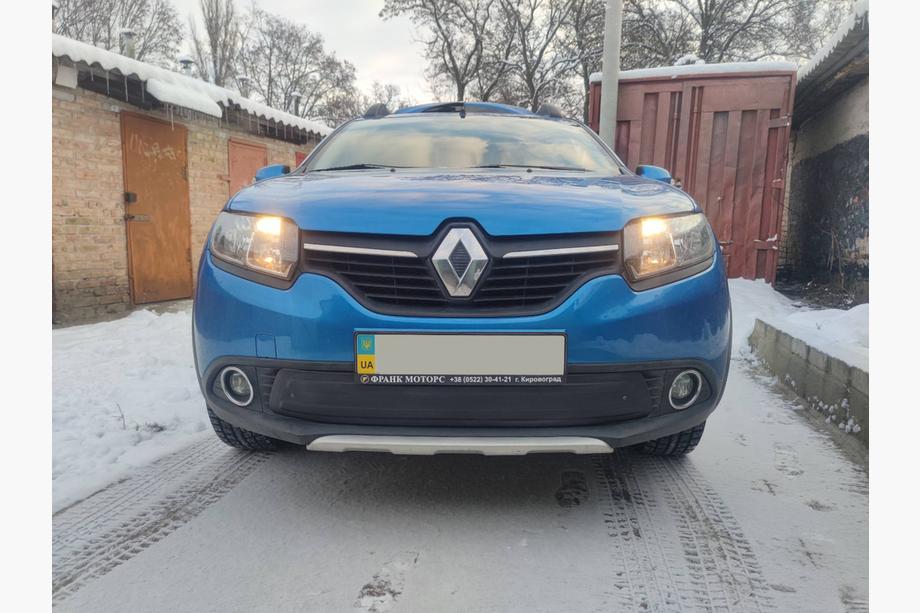 Renault Logan MCV 2013-2022 Winter Kühlergrill Abdeckung unten (2013-2015) Matt Foto 6