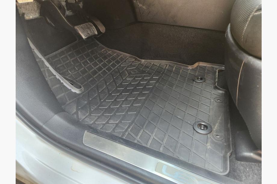 Lexus NX 2014-2021 Gummimatten (4 Stk, Stingray Premium) Image
