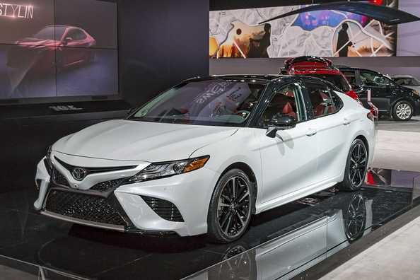 Übersicht der Toyota Camry Modelljahr 2018