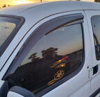 Peugeot Partner 1996-2008 Windabweiser (2 Stk., Sunplex Sport) Foto 5