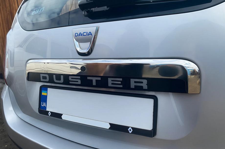 Renault Duster 2008–2017 Obere Edelstahlleiste über dem Kennzeichen Image