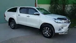 Toyota Hilux 2015- Laderaumabdeckung STARBOX Foto 9