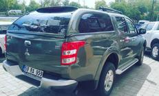 Mitsubishi L200 2015-2024 Laderaumabdeckung mit Schiebefenstern Foto 4