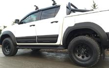 Toyota Hilux 2015- Kotflügelverbreiterungen (2015-2020, ABS, zum Verschrauben) Foto 7