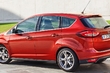 Bewertung des kompakten fünfsitzigen Ford C-Max Minivans Foto 3