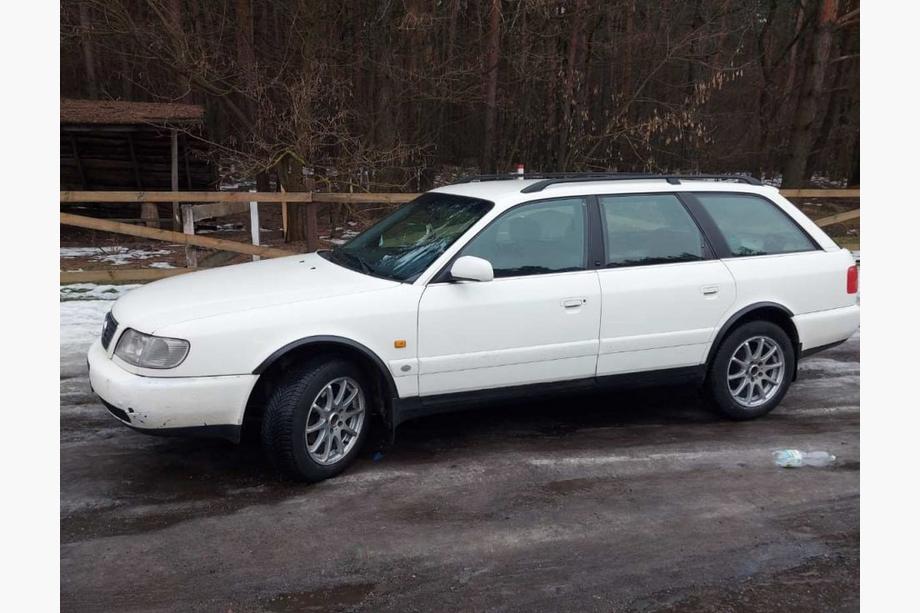 Audi A6 C4 1994–1997 Radlaufverbreiterungen (4 Stk, schwarz) Image