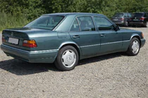 Mercedes E-class W124 1984–1997 Radlaufverkleidungen 1989-1995 (4 Stk, Edelstahl) Foto 1