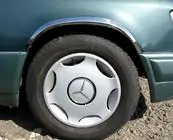 Mercedes E-class W124 1984–1997 Radlaufverkleidungen 1989-1995 (4 Stk, Edelstahl) Foto 2