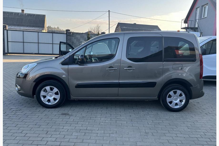 Peugeot Partner Tepee 2008-2018 Radlaufverbreiterungen (4 Stk, schwarz) 2 Seitentüren, Metall Foto 11