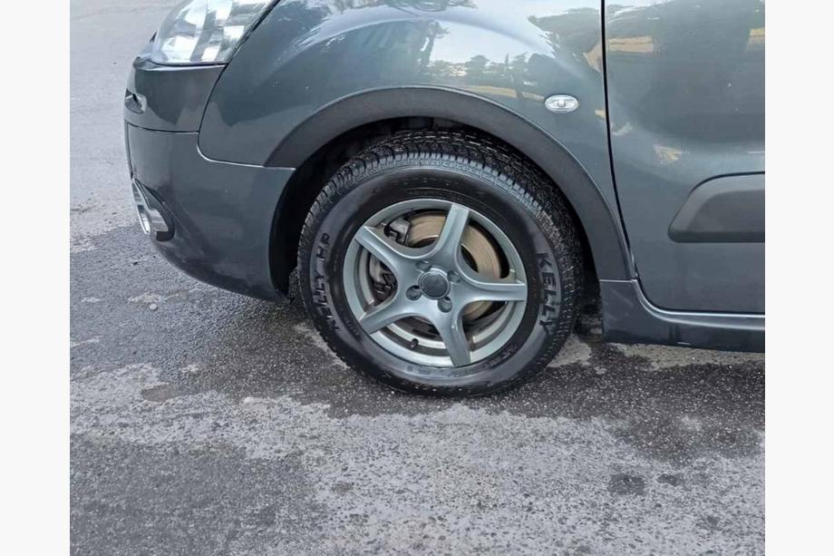 Peugeot Partner Tepee 2008-2018 Radlaufverbreiterungen (4 Stk, schwarz) 1 Seitentür, Kunststoff Image