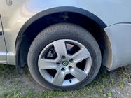 Skoda Superb 2001-2009 Radlaufverbreiterungen (4 Stk, schwarz) Foto 5