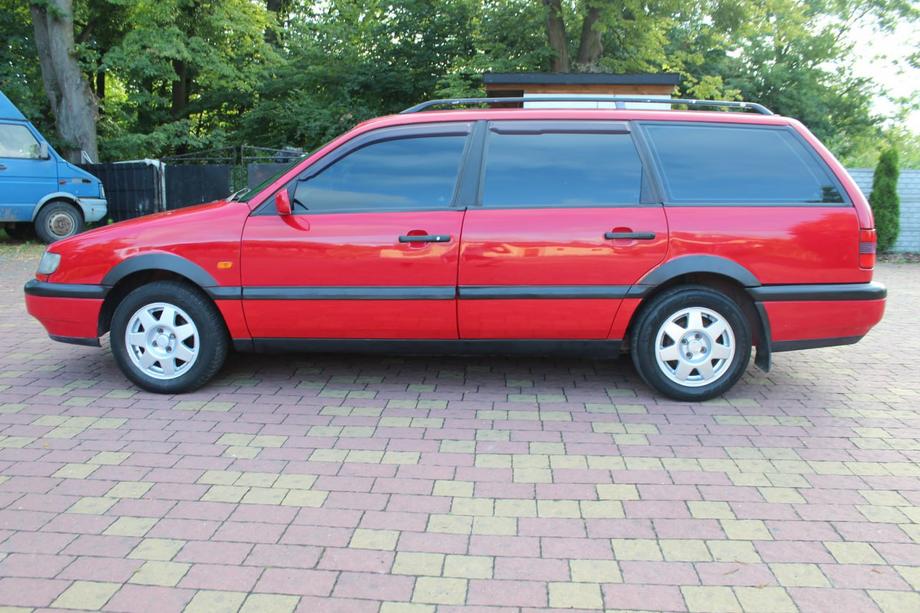 Volkswagen Passat B4 1993-1996 Radlaufverbreiterungen (4 Stk, schwarz) Foto 9