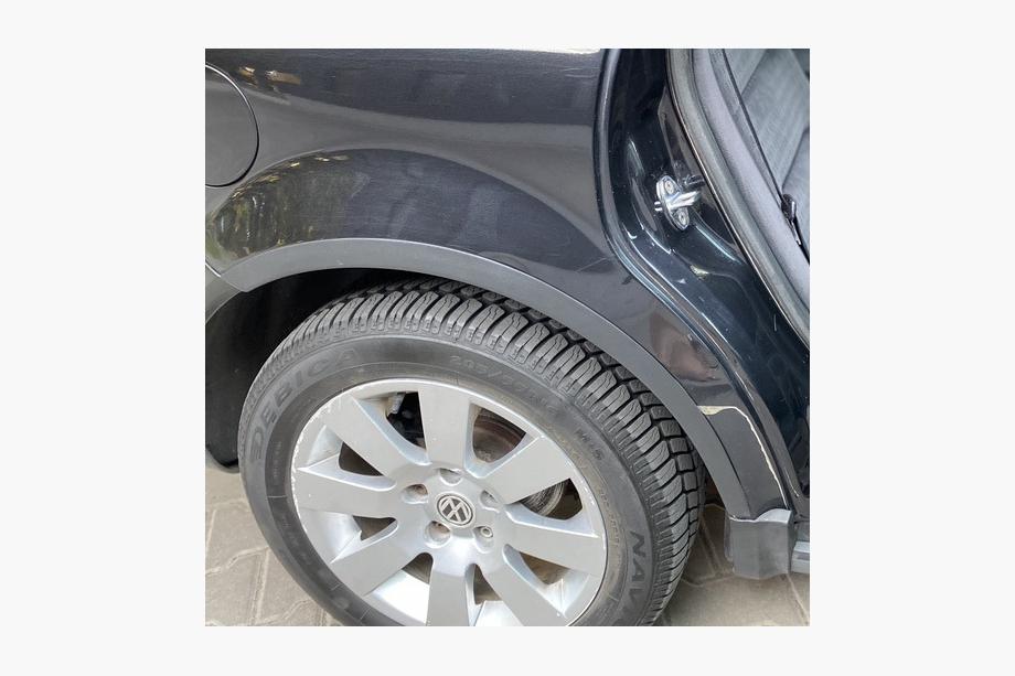 Volkswagen Passat B5 1997-2005 Radlaufverbreiterungen (4 Stk, schwarz) Limousine, 2000-2006, Metall Foto 15
