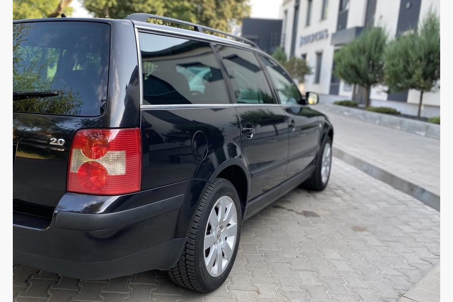 Volkswagen Passat B5 1997-2005 Radlaufverbreiterungen (4 Stk, schwarz) Limousine, 2000-2006, Metall Foto 19