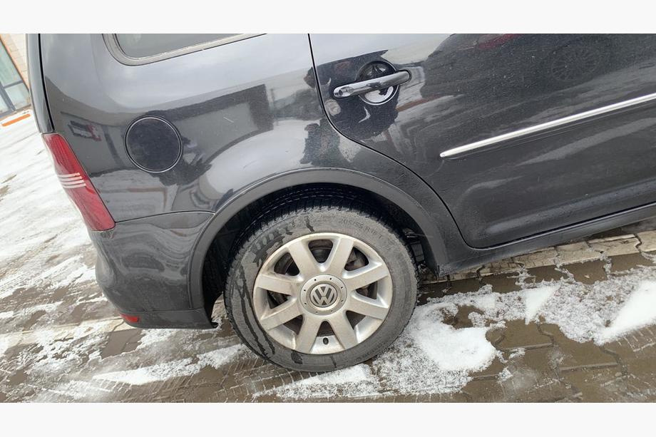 Volkswagen Touran 2003-2010 Radlaufverbreiterungen (4 Stk, schwarz) 2003-2006, Metall Foto 6