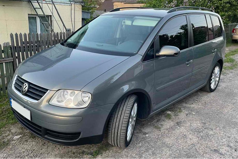 Volkswagen Touran 2003-2010 Radlaufverbreiterungen (4 Stk, schwarz) 2003-2006, Kunststoff Image