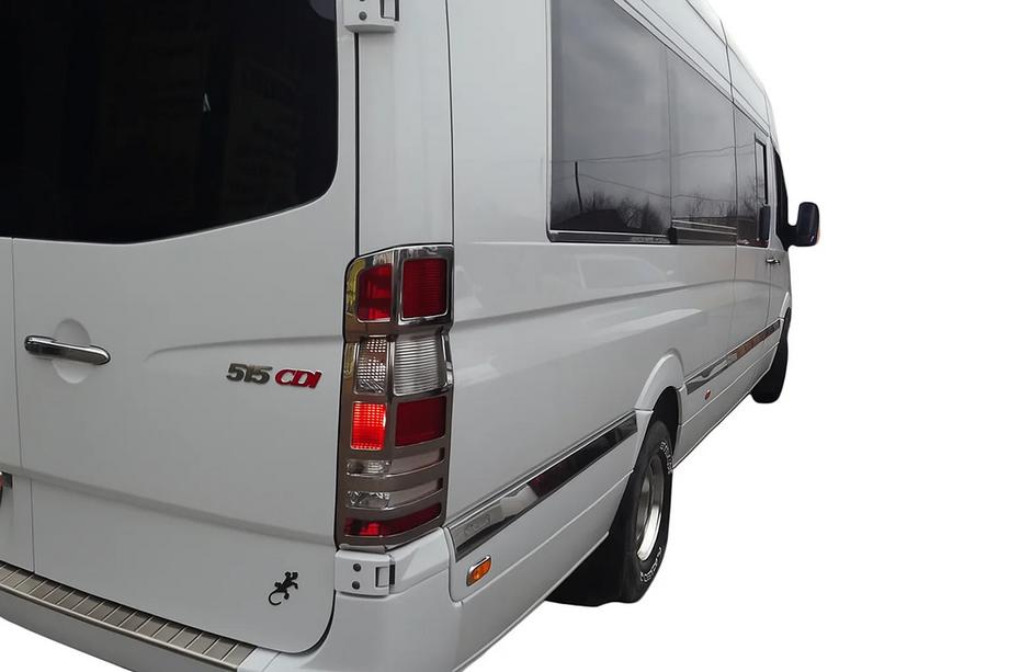 Mercedes Sprinter W906 2006–2018 Chrom Blenden für Rückleuchten (2 Stk, Edelstahl) Image