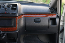 Mercedes Vito W639 2004-2014 Armaturenbrett Zierleisten (Meric, Streifen) 2006-2014, Aluminium Foto 1