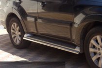 Mitsubishi Pajero Wagon III 1999-2006 Seitliche Rohre passend zur Originalbefestigung (2 Stk., Edelstahl) Foto 2
