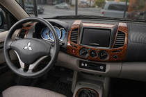 Mitsubishi L200 2006-2015 Armaturenbrett Abdeckungen (13-teilig) Foto 1