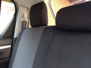 Toyota Hilux 2015- Autositzbezüge (Stoff, Classik) Foto 8