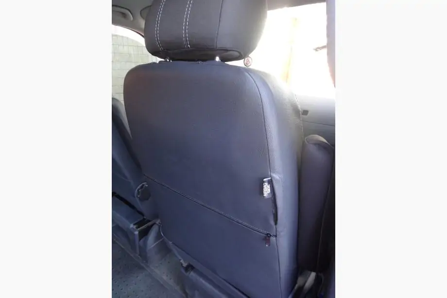 Volkswagen T5 Caravelle 2004-2010 Autositzbezüge (Kunstleder und Stoff, Premium) Foto 10