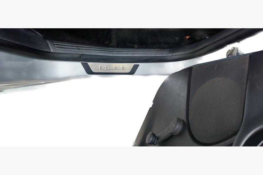 Ford Focus I 1998-2005 Einstiegsleisten Flexill (4Stk) Exklusiv Foto 3