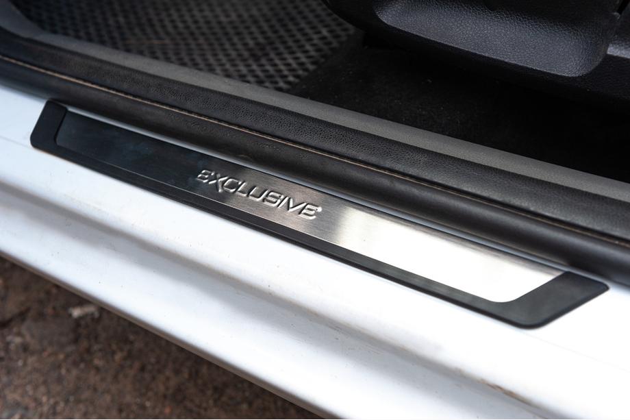 Ford Focus II 2005-2008 Einstiegsleisten Abdeckungen Chrom (Flexill, 4Stk) Sport Image