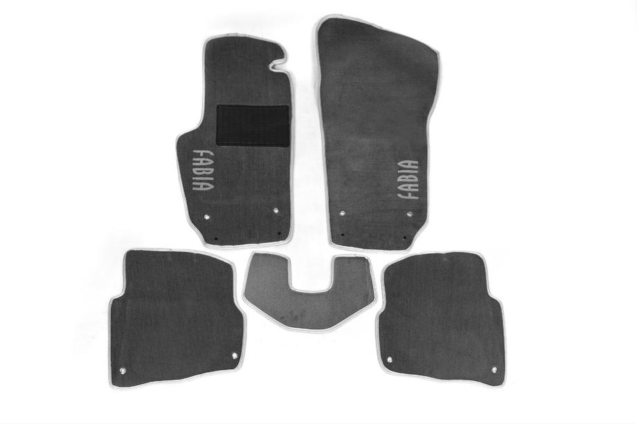 Skoda Fabia 2000-2007 Textil Fußmatten (Velgum) Image
