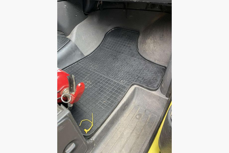 Mercedes Vito W639 2004-2014 Gummimatten (3 Stk, Polytep) Foto 2